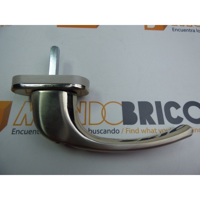Manillas con llave para ventanas de PVC y puertas en color inox Manillas con llave para ventanas de PVC y puertas en color inox